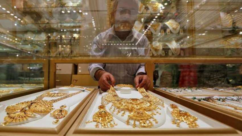 Gold Price Today, March 1: Yellow metal flat on MCX — Check rates in Delhi, Mumbai, Kolkata, Chennai and other cities