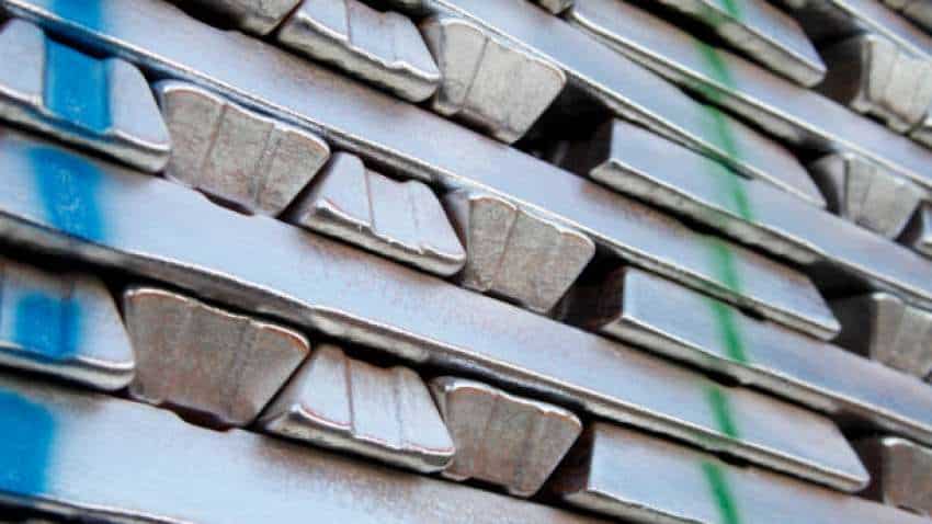 Govt&#039;s Hind Zinc stake sale only after clarity on proposed global asset transfer; may miss revised divestment target