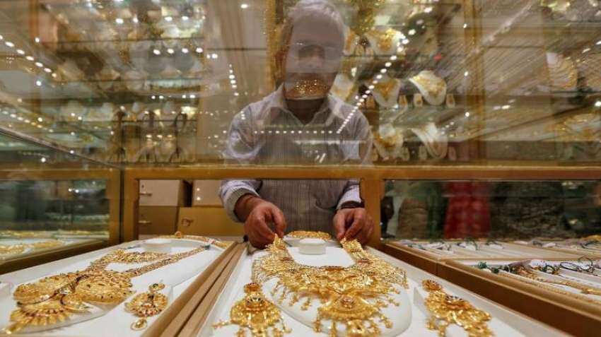 Gold price today, March 15: Yellow metal trades flat on MCX - Check rates in Delhi, Mumbai, and other cities