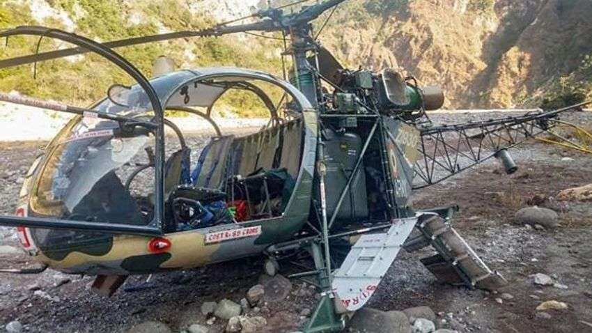 भारतीय सेना का चीता हेलीकॉप्टर हुआ दुर्घटनाग्रस्त, दोनों पायलट शहीद Indian Army's Cheetah helicopter crashes, both pilots martyred