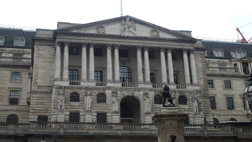 Bank of England hikes rates after the US Fed amid financial turmoil Bank of England hikes rates after the US Fed amid financial turmoil