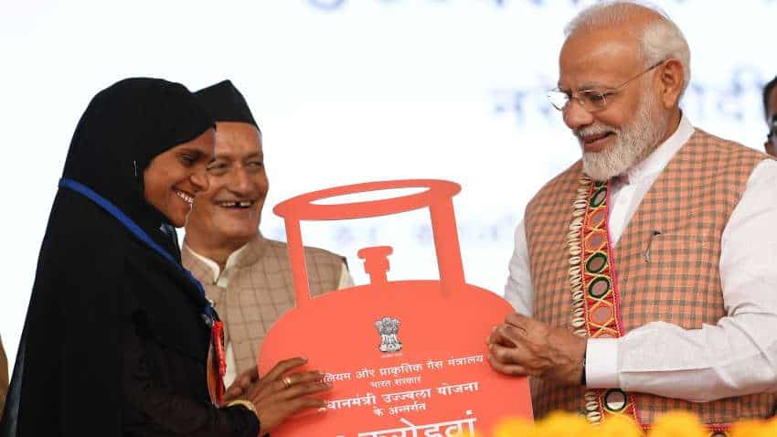 Ujjwala LPG scheme: Subsidy on cooking gas cylinders extended for one year 
