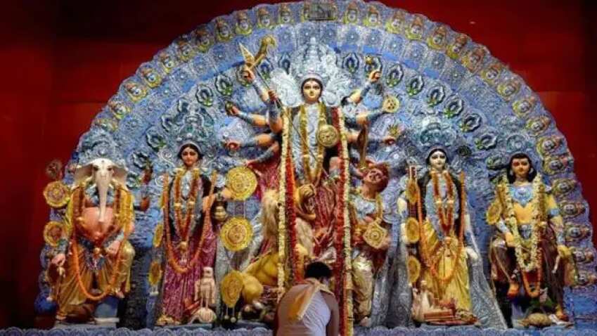 Chaitra Navratri Day 7 2023: Know shubh muhurat, puja rituals, and auspicious colour - Details here Chaitra Navratri Day 7 2023: Know shubh muhurat, puja rituals, and auspicious colour - Details here