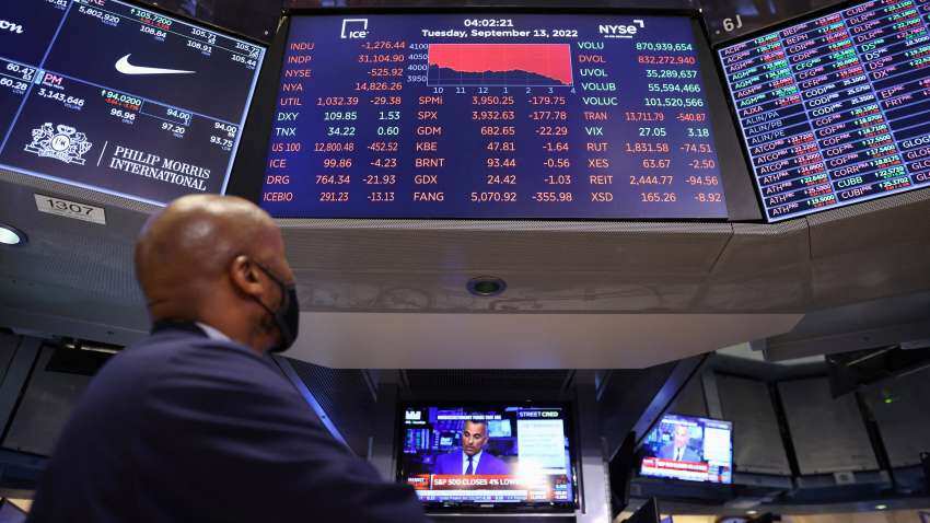 US stock market news: Dow jumps nearly 100-points, Nasdaq down almost 0.5% 
