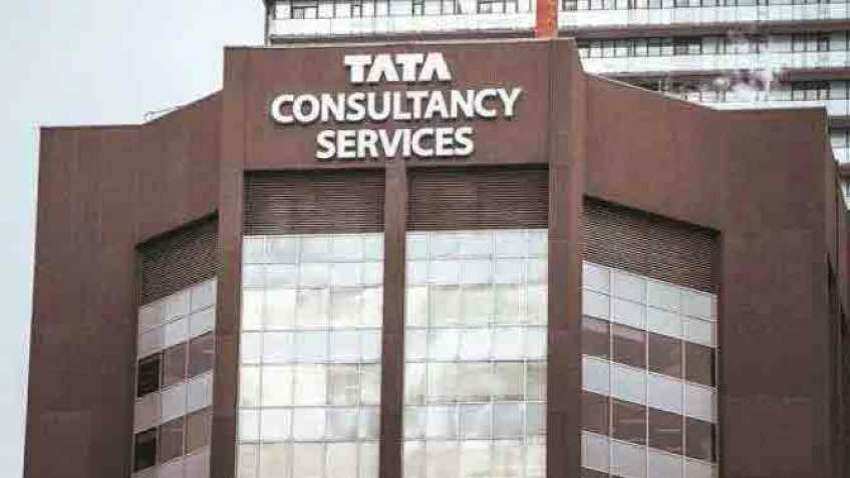 TCS Jobs: Tata Group IT Major To Recruit 40,000 Freshers | Zee Business