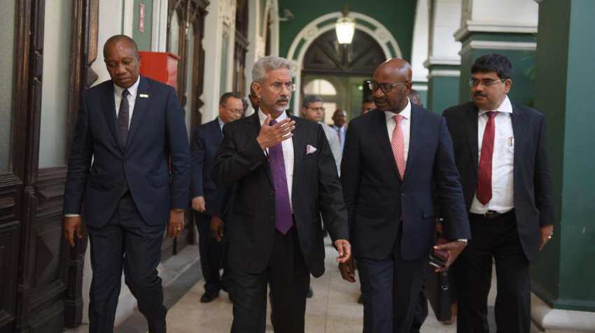 Jaishankar takes ‘Made in India’ train ride in Mozambique, holds press meet during journey - VIDEO