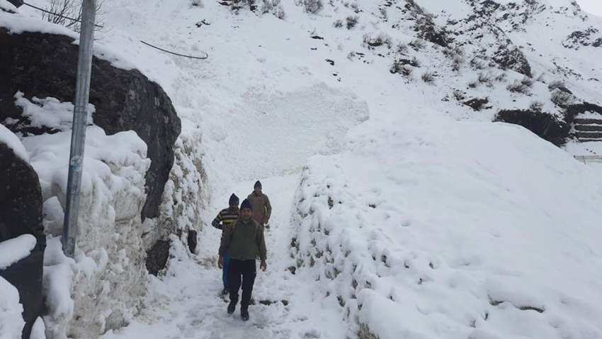 Char Dham Yatra Update: Heavy rain, snowfall hit Kedarnath Dham; Uttarakhand govt alerts pilgrims