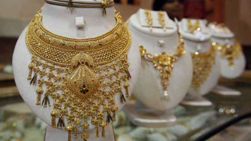 Gold rate today (April 24, 2023): Yellow metal trades below Rs 60,000 — Check out prices in Mumbai, Delhi and other cities 