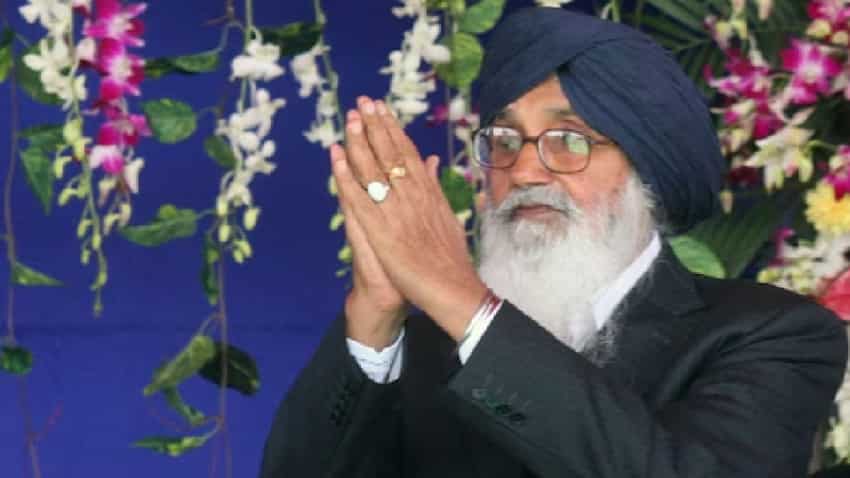 Punjab govt declares holiday on Apr 27; people queue up to pay last respects to Parkash Singh Badal
