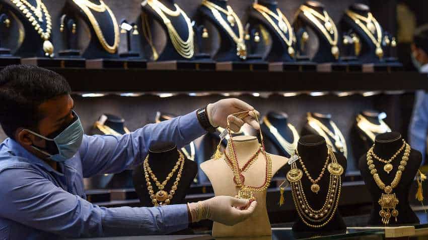 Gold rate today, May 8, 2023: Yellow metal trades in green hovers above Rs 60,000, silver above Rs 77,000
