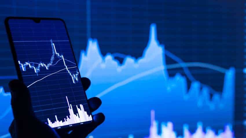 FINAL TRADE: Nifty erases early gains, ends at 18,266 amid weak global cues