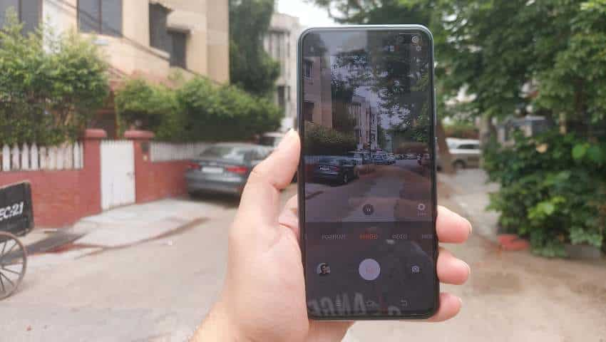 Vivo V19 review.