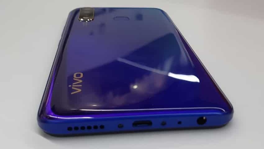 Vivo U20 review.