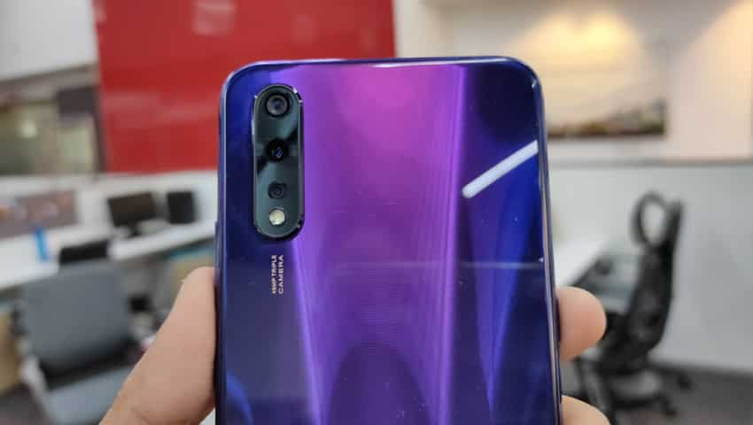 vivo Z1x review.