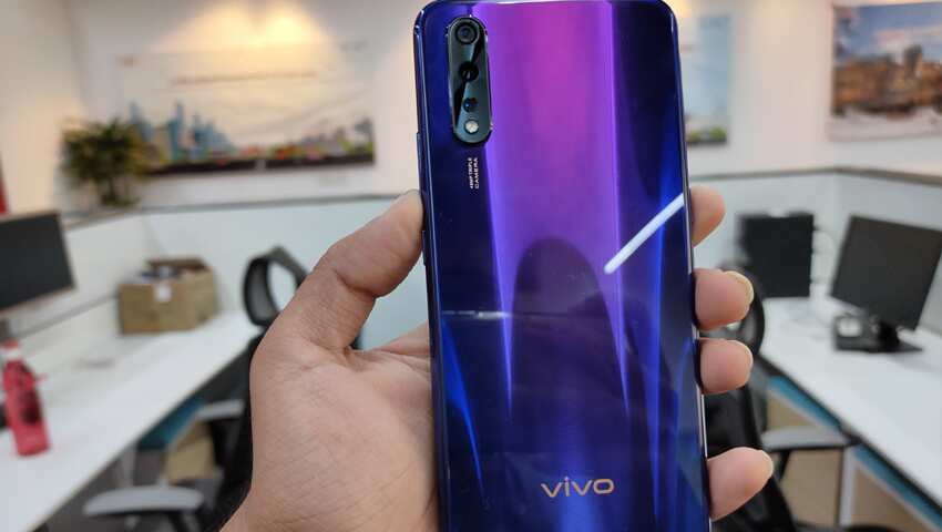 vivo Z1x review.